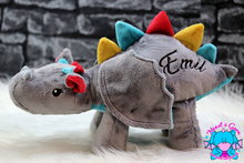 Lade das Bild in den Galerie-Viewer, Drache Lou - kunst&garn