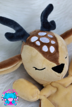 Lade das Bild in den Galerie-Viewer, (Reh-)Becca Schnuffeltuch