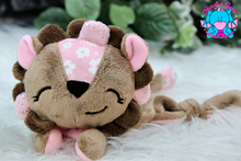 Lade das Bild in den Galerie-Viewer, Schnuffeltuch Löwe Georgi