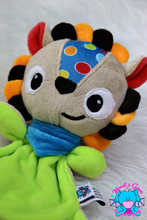 Lade das Bild in den Galerie-Viewer, Schnuffeltuch Löwe Georgi