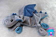 Lade das Bild in den Galerie-Viewer, Kuscheltuch/Schnuffeltuch "Lotta" in hellgrau/rauchblau/dark petrol