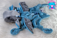 Lade das Bild in den Galerie-Viewer, Kuscheltuch/Schnuffeltuch "Lotta" in verschiedenen grau und blau Tönen