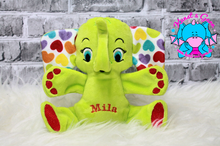 Lade das Bild in den Galerie-Viewer, Kuschelelefant - kunst&garn