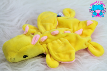 Lade das Bild in den Galerie-Viewer, Mini-Felix Schnuffeltuch - kunst&garn