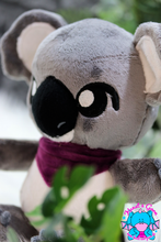Lade das Bild in den Galerie-Viewer, Koala Liz - kunst&garn