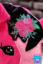 Lade das Bild in den Galerie-Viewer, Pferdekissen Nala - kunst&garn