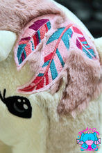 Lade das Bild in den Galerie-Viewer, Pferdekissen Nala - kunst&garn