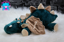 Lade das Bild in den Galerie-Viewer, Drache Lou - kunst&garn