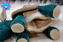 Lade das Bild in den Galerie-Viewer, Drache Lou - kunst&garn