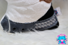 Lade das Bild in den Galerie-Viewer, Hundekissen Sammy - kunst&garn