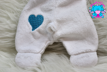 Lade das Bild in den Galerie-Viewer, Eisbär-Schnuffeltuch Bella - kunst&garn