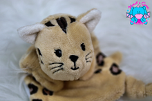 Lade das Bild in den Galerie-Viewer, Mini-Molly Schnuffeltuch beige Bengale - kunst&garn