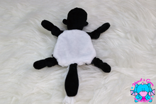 Lade das Bild in den Galerie-Viewer, Mini-Becky Sticktier-Schnuffeltuch - kunst&garn