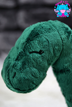 Lade das Bild in den Galerie-Viewer, Langhals Goliath - kunst&garn