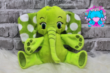 Lade das Bild in den Galerie-Viewer, Kuschelelefant - kunst&garn