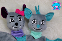 Lade das Bild in den Galerie-Viewer, Batty Schnuffeltuch