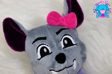 Lade das Bild in den Galerie-Viewer, Batty Schnuffeltuch