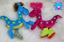 Lade das Bild in den Galerie-Viewer, Ohrwürmer Lucy & Pickadelly Sparset