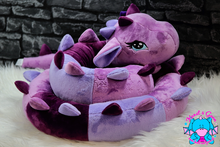 Lade das Bild in den Galerie-Viewer, Bettdrache Poldi - kunst&garn