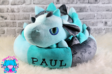 Lade das Bild in den Galerie-Viewer, Bettdrache Poldi - kunst&garn