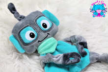 Lade das Bild in den Galerie-Viewer, Robo Schnuffeltuch - kunst&garn