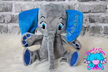 Lade das Bild in den Galerie-Viewer, Kuschelelefant - kunst&garn