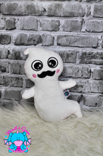 Lade das Bild in den Galerie-Viewer, bärtiges Kuschelgespenst - kunst&garn