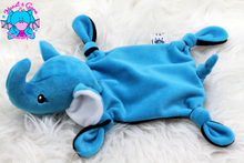 Lade das Bild in den Galerie-Viewer, Emilio Schnuffeltuch - kunst&garn