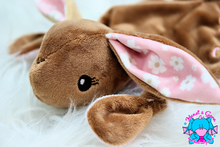 Lade das Bild in den Galerie-Viewer, Lara Schnuffeltuch - kunst&garn