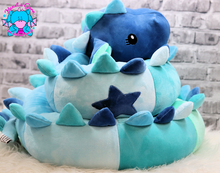 Lade das Bild in den Galerie-Viewer, Bettdrache Poldi - kunst&garn