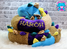 Lade das Bild in den Galerie-Viewer, Bettdrache Poldi - kunst&garn