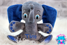 Lade das Bild in den Galerie-Viewer, Kuschelelefant - kunst&garn