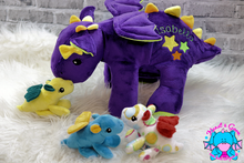 Lade das Bild in den Galerie-Viewer, Drache Maya einzeln oder mit Babys - kunst&garn