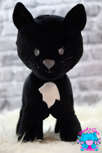 Lade das Bild in den Galerie-Viewer, Katze Minka SMALL - kunst&garn