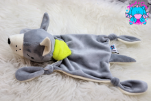 Lade das Bild in den Galerie-Viewer, Wolf Gustav Schnuffeltuch - kunst&garn