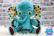 Lade das Bild in den Galerie-Viewer, Kuschelelefant XXL - kunst&garn