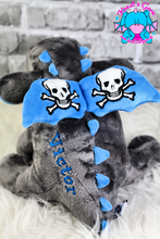 Lade das Bild in den Galerie-Viewer, Drache Ida - kunst&garn