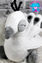 Lade das Bild in den Galerie-Viewer, Pfau Peter - kunst&garn