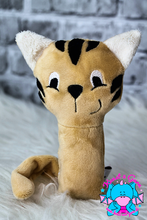 Lade das Bild in den Galerie-Viewer, Babyrassel Mieze - kunst&garn