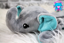 Lade das Bild in den Galerie-Viewer, Emilio Schnuffeltuch - kunst&garn