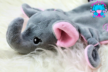 Lade das Bild in den Galerie-Viewer, Emilio Schnuffeltuch - kunst&garn