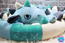 Lade das Bild in den Galerie-Viewer, Bettdrache Poldi - kunst&garn