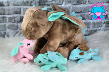 Lade das Bild in den Galerie-Viewer, Drache Maya einzeln oder mit Babys - kunst&amp;garn

