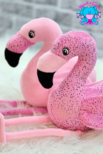 Lade das Bild in den Galerie-Viewer, Flamingo Tibi - kunst&amp;garn
